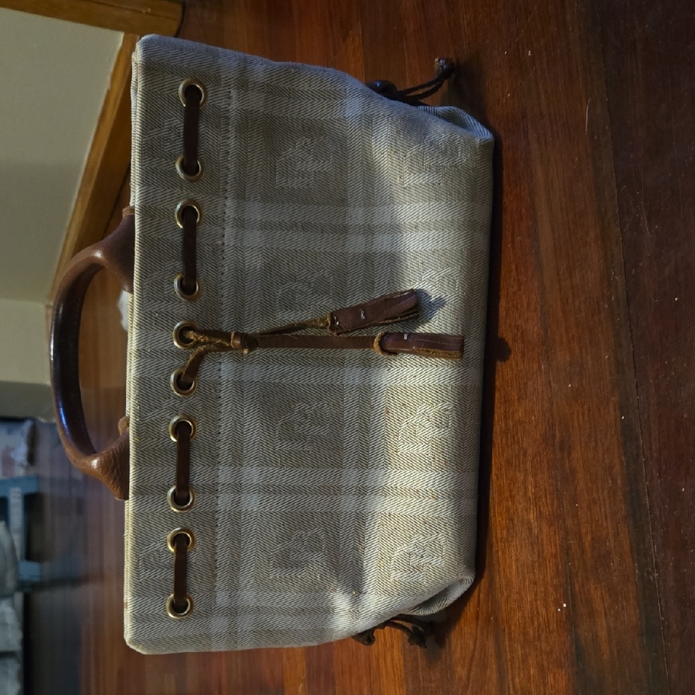Dooney & Bourke Bag
